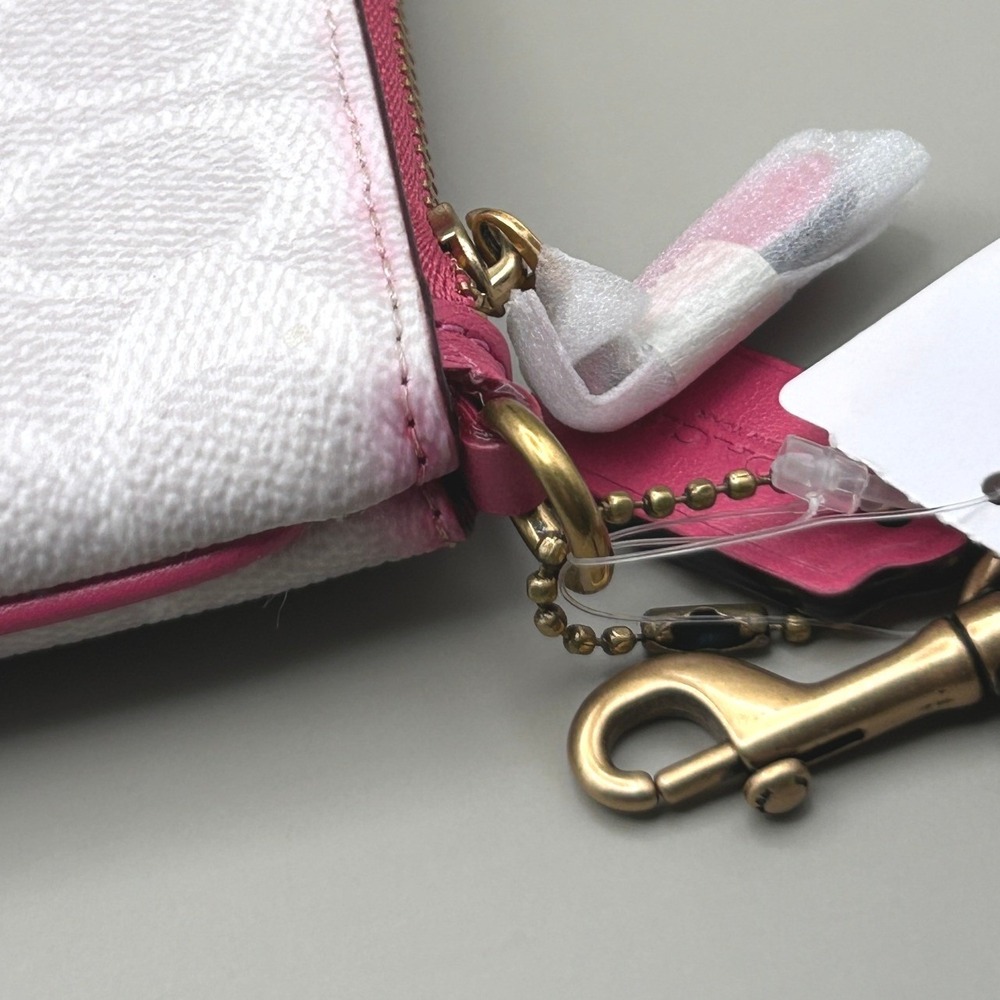 Coach Large Wristlet Signature Canvas Chalk Confetti Pink 3050 Brass Hardware - Picture 12 of 14